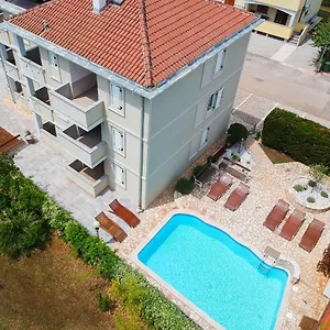 And Degra Apartament