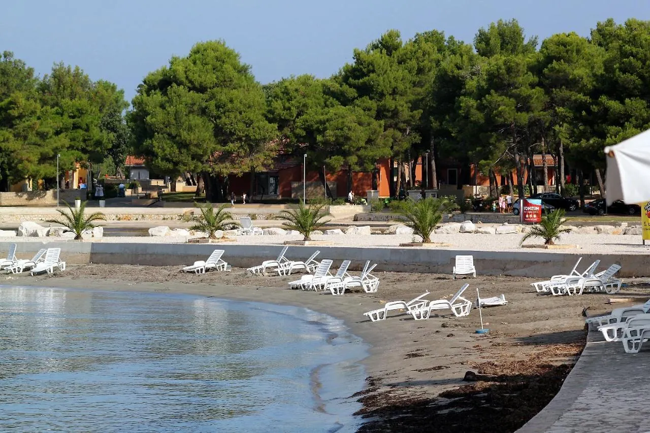 Apartments With A Parking Space Umag - 20421