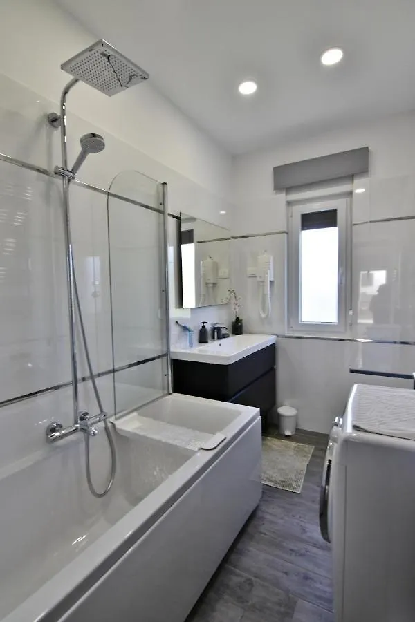 Apartments With A Parking Space Umag - 20421