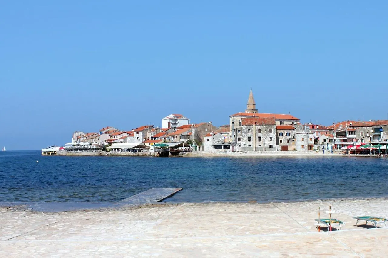 Apartments With A Parking Space Umag - 20421