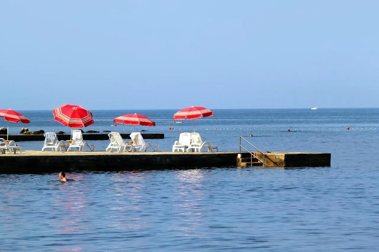 Apartments With A Parking Space Umag - 20421 Croatia